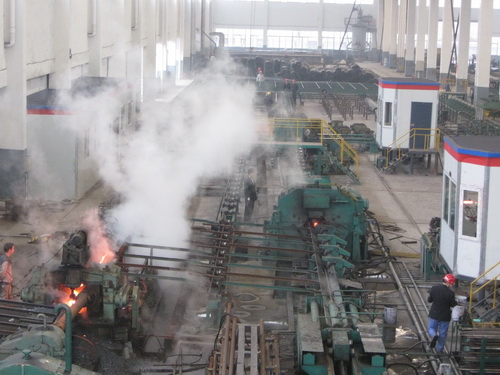 绍兴无缝钢管厂家生产车间