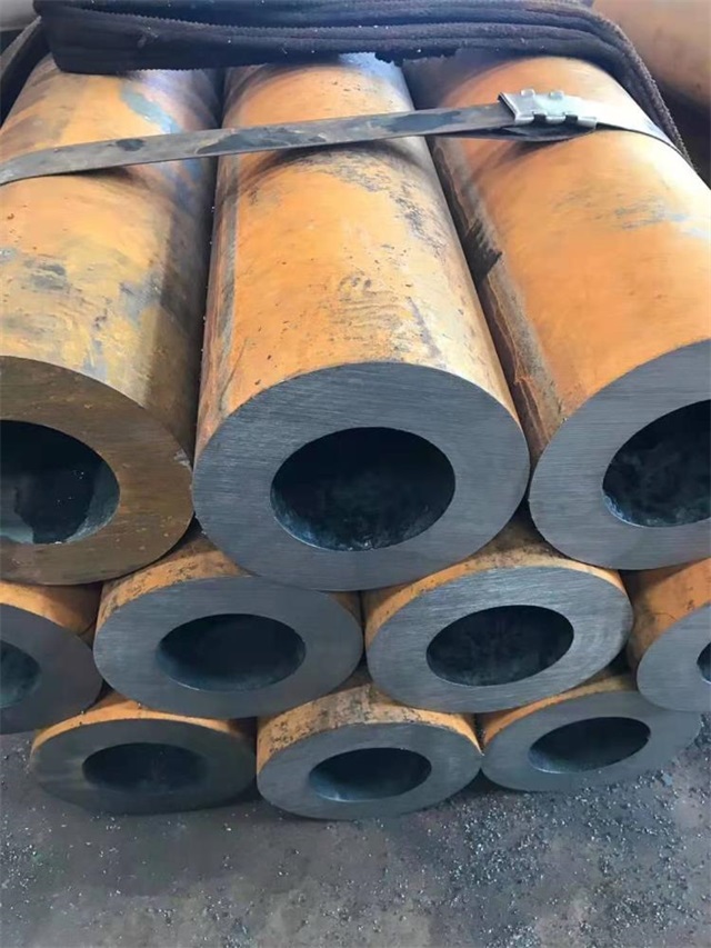 绍兴20号厚壁无缝钢管