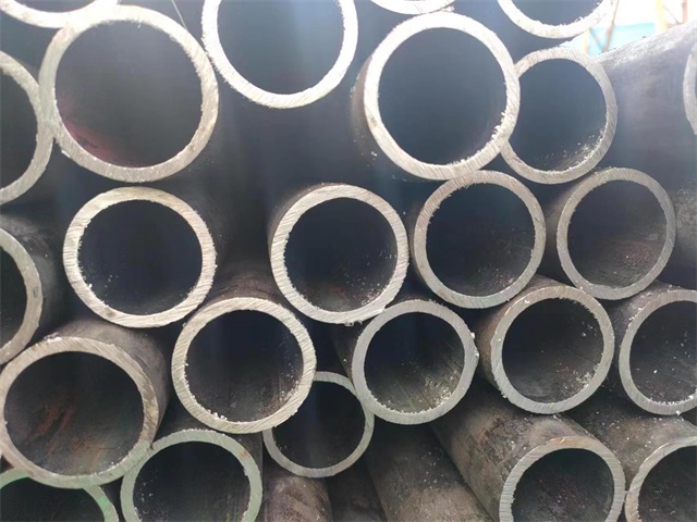 绍兴10#结构用无缝钢管